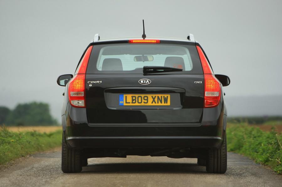 Kia cee&rsquo;d SW 2009 года  (фото 51 из 61)